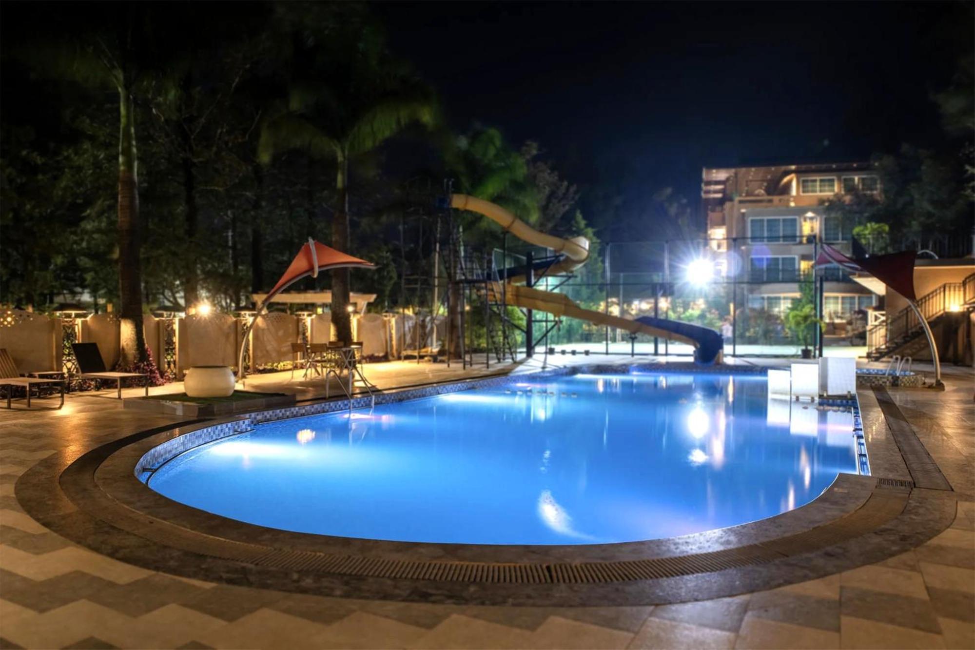 Basilica Resort - Where Luxury Redefines 马哈巴莱斯赫瓦尔 外观 照片